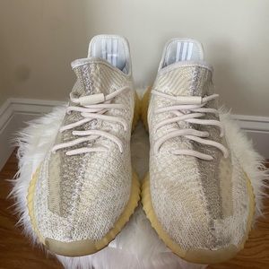 adidas Yeezy Boost 350 V2